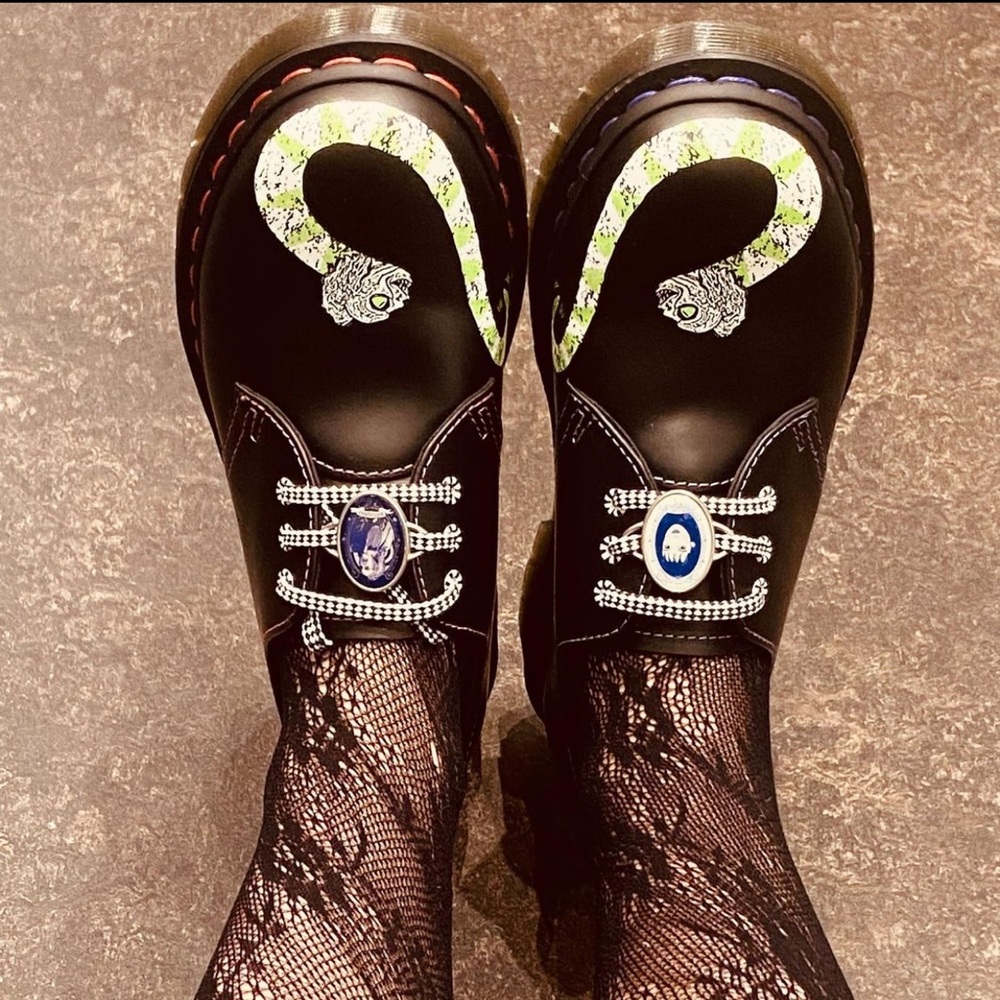 Sold out rare dr. Martens BEETLEJUICE shoes